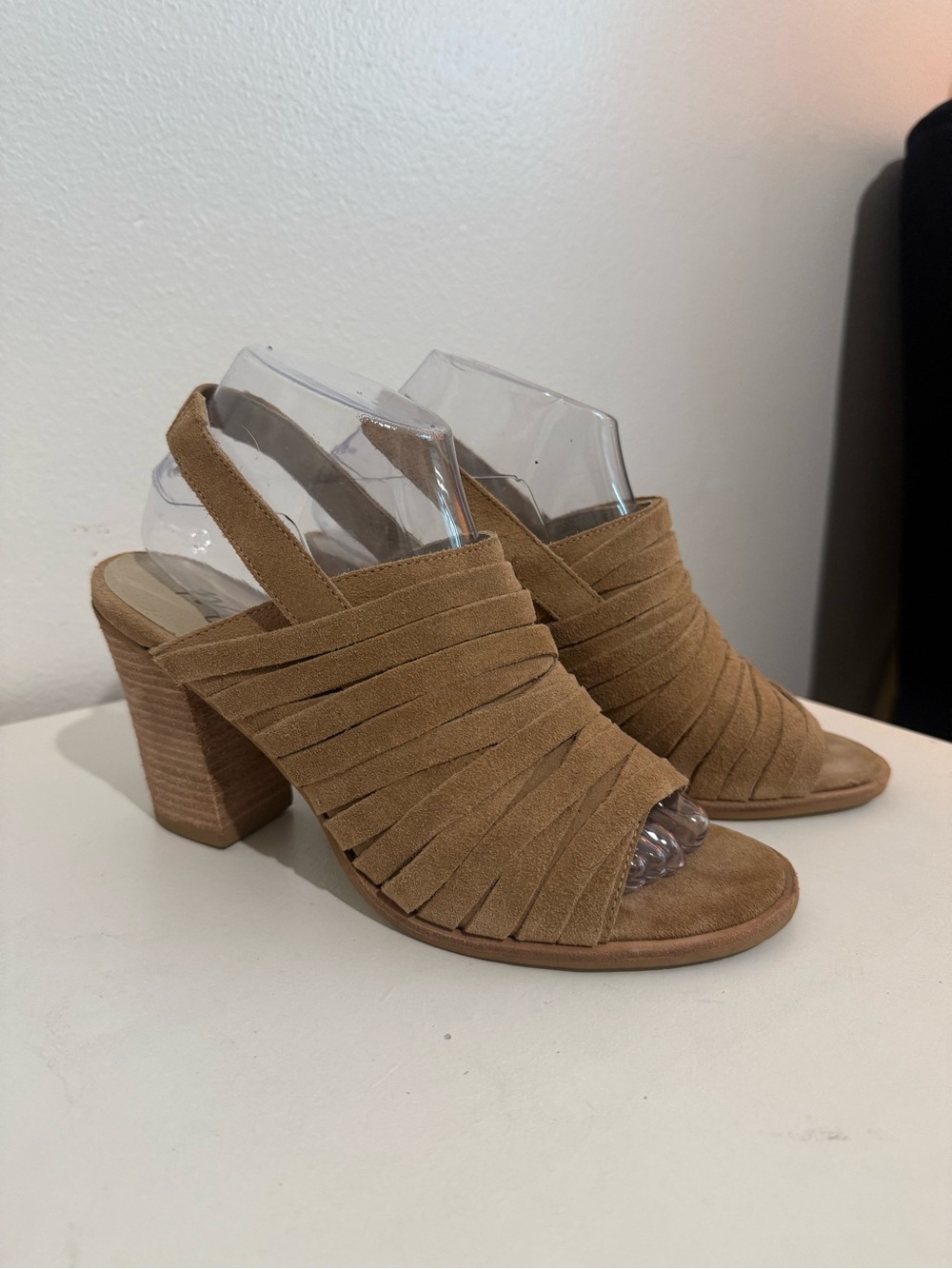 Matisse Womens Tan Suede Block Heel Slingback Sandals - Picture 11 of 16